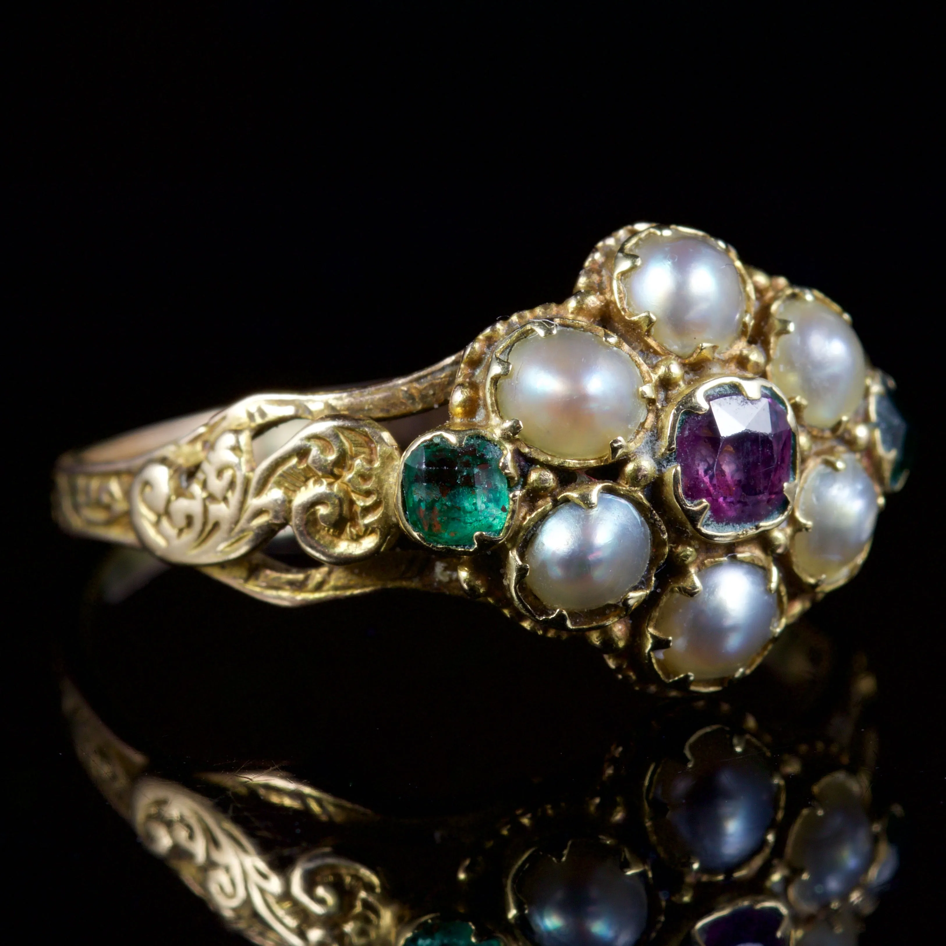 Antique Georgian Emerald Garnet Pearl Ring 18Ct Gold Circa 1800