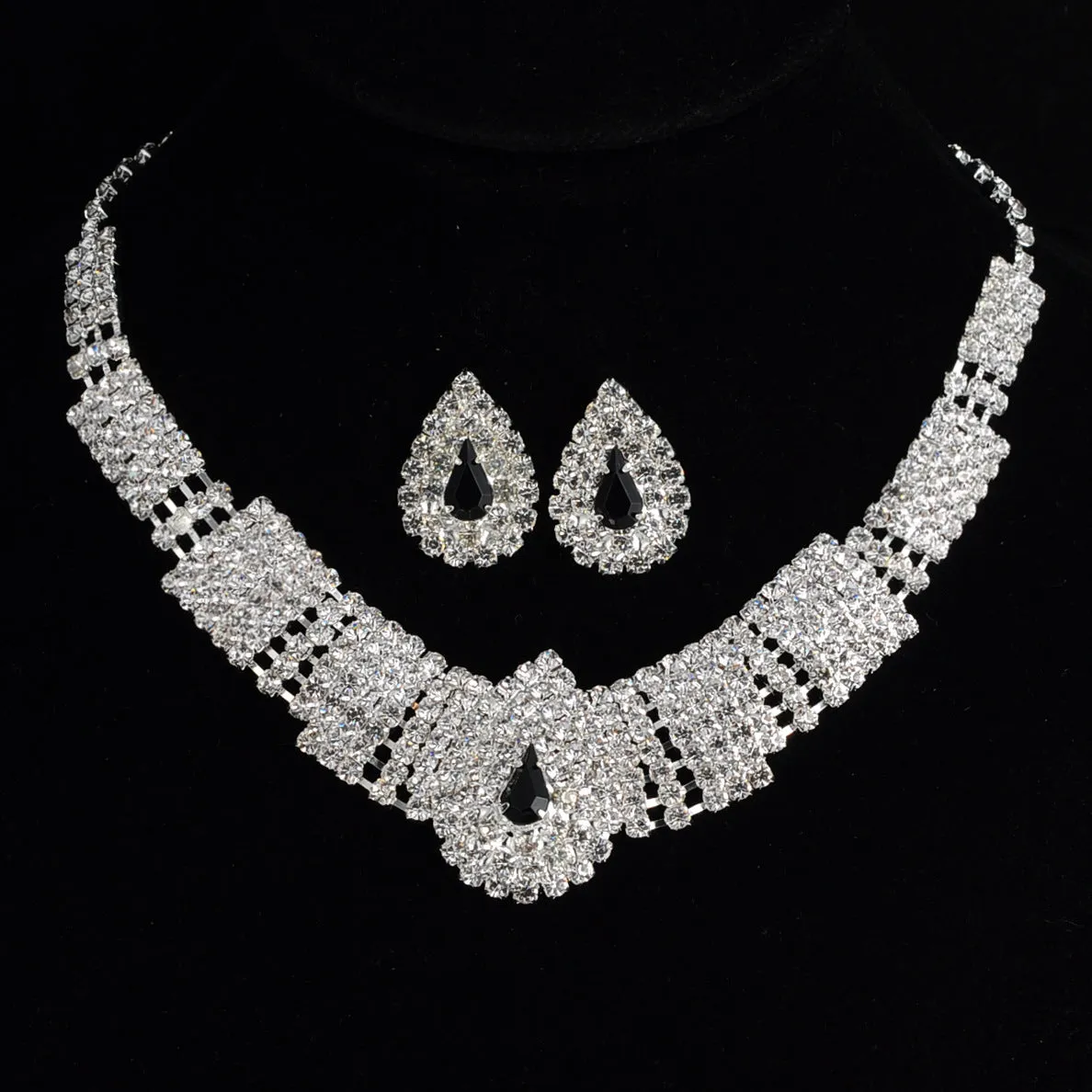 Exaggerated Full Drill Bridal Suite Necklace