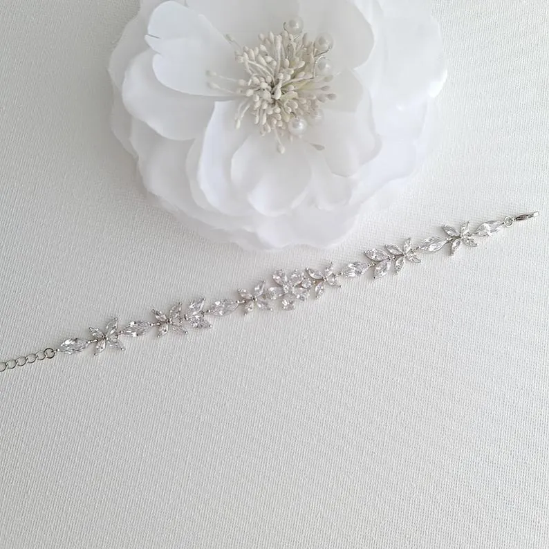 Gold Bridal Bracelet in Flower Design Made of Cubic Zirconia-Daisy