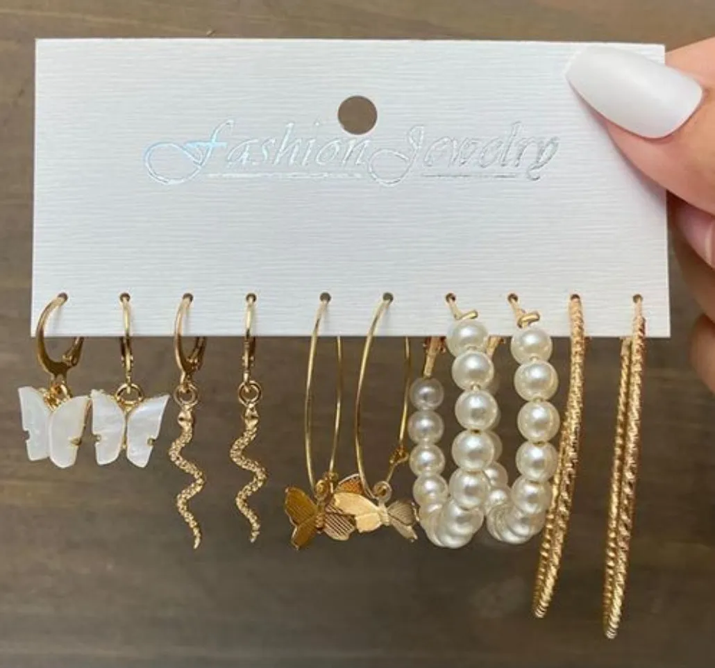 Gold Butterfly & Faux Pearl Earrings. ( 5 PCS )