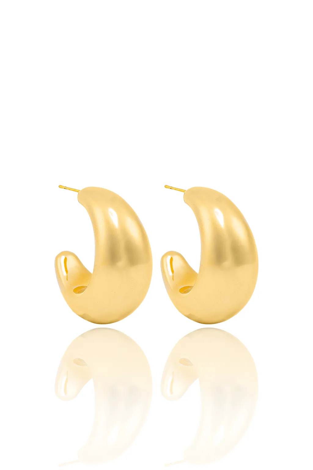 High End Exclusive Plump Crescent Moon Earrings (J199A)