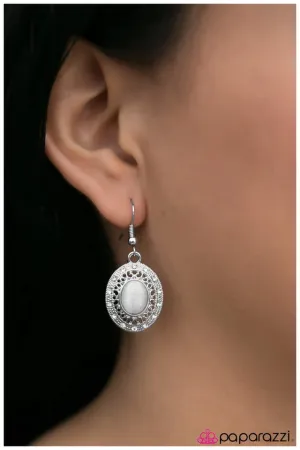 Paparazzi Earring ~ Oh My Majesty! - White