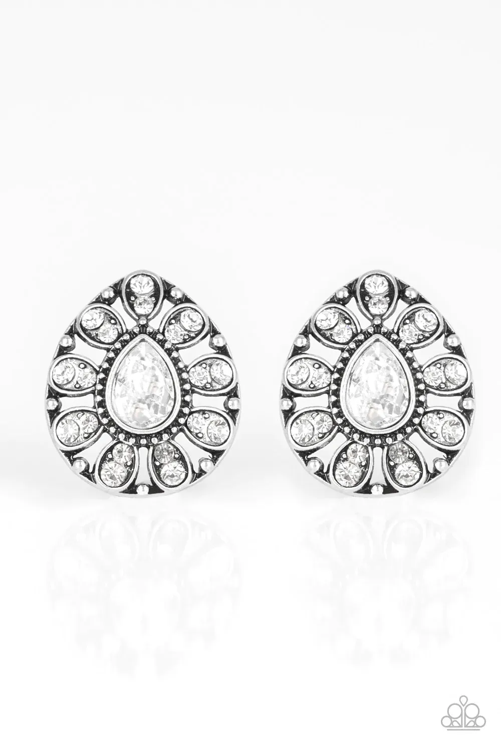 Paparazzi Earring ~ Treasure Retreat - White