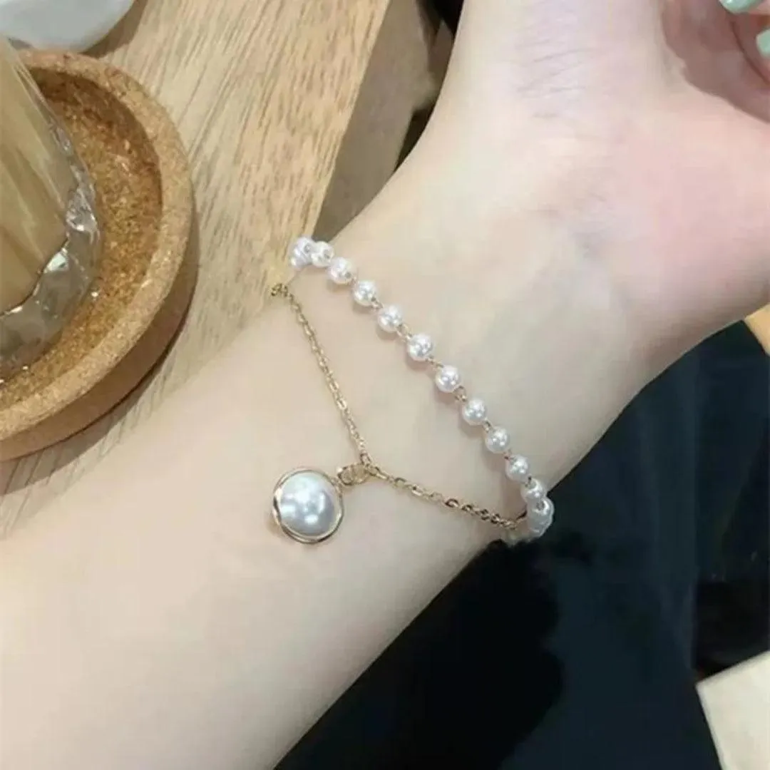 Pearl and Chain Bracelet with Pendant