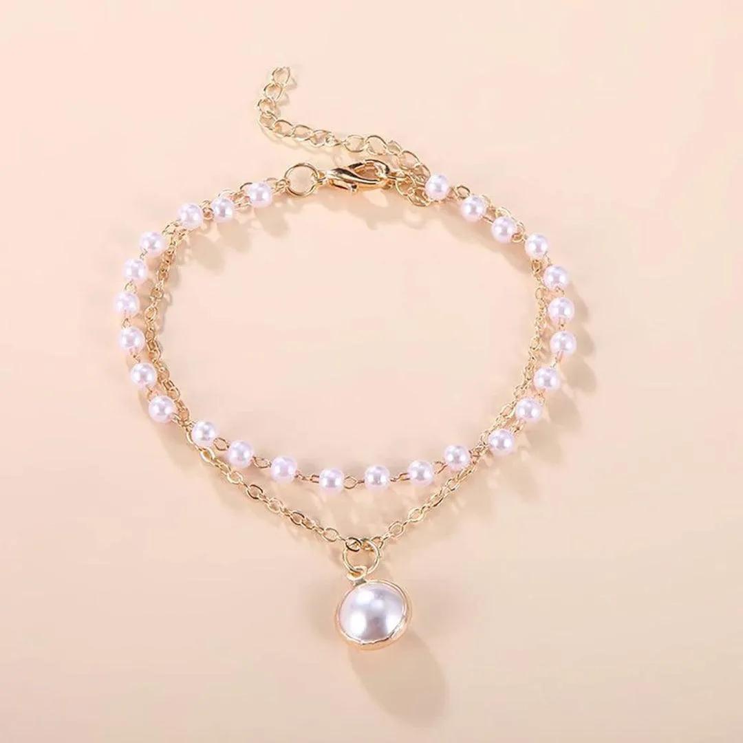 Pearl and Chain Bracelet with Pendant