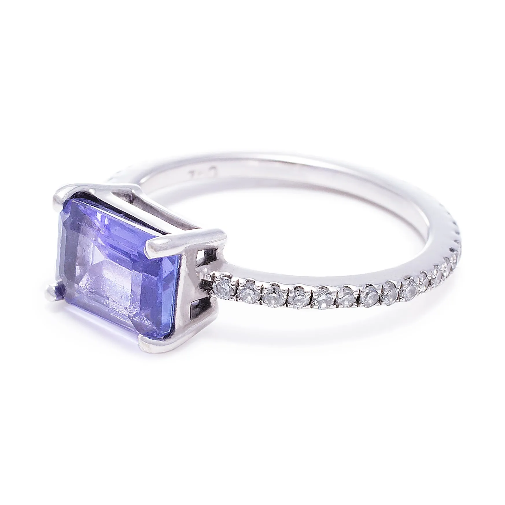 Tanzanite Pinky Ring